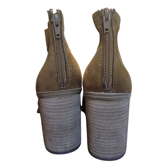Steve Madden Suxe Tan Faux Suede Block Heel Ankle Booties Size 10 NWOT - Picture 3 of 3